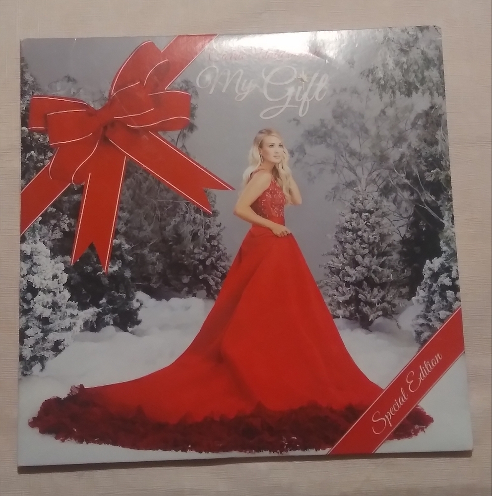 Carrie Underwood My Gift vinyl and poster.
